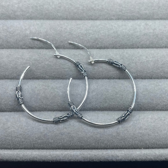 Sterling silver Bali hoop earrings - Picture 3 of 8